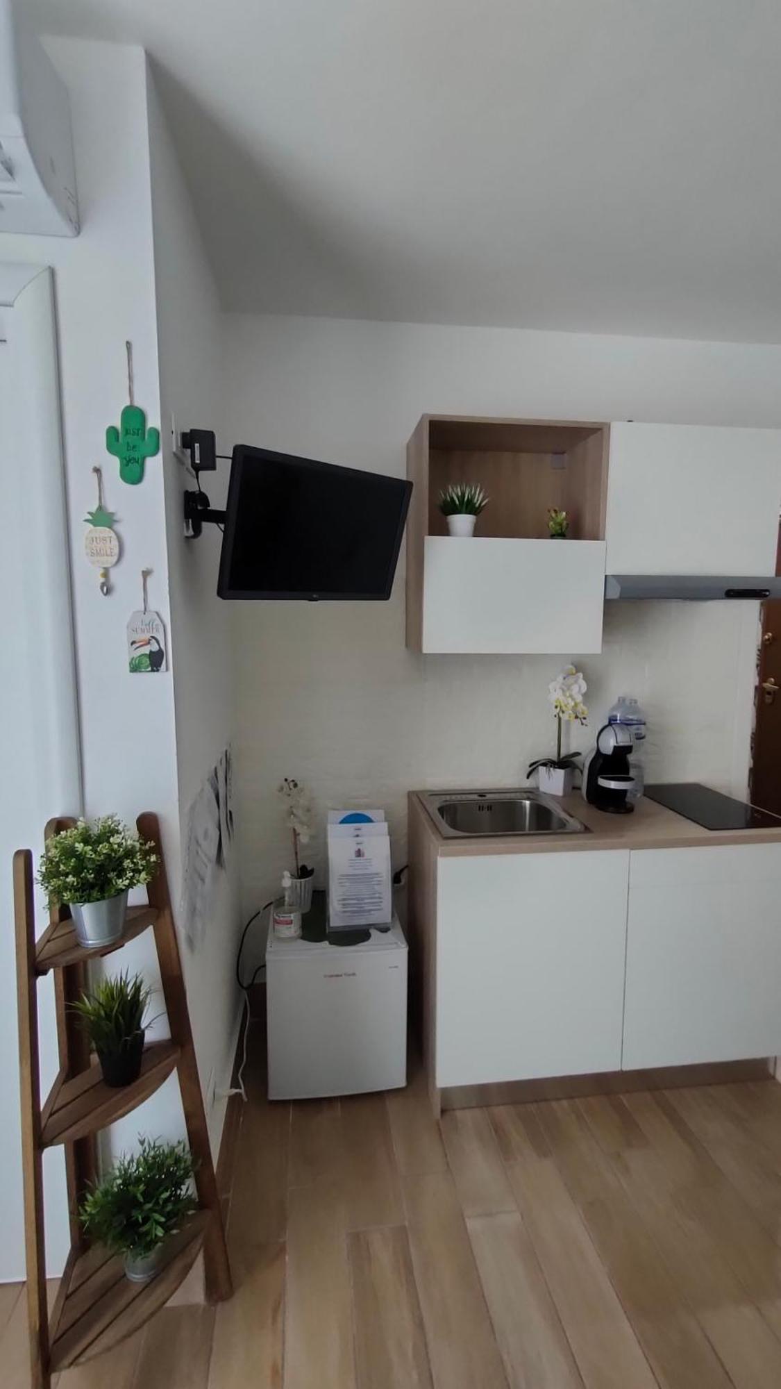 巴勒莫 La Camera Di Stella - Ai Normanni酒店 外观 照片